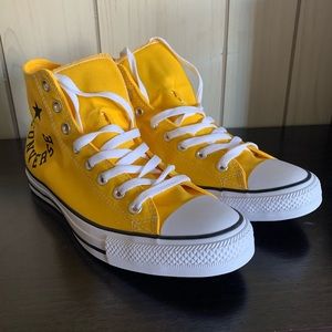 Converse Men’s Chuck Taylor All Star Sneakers